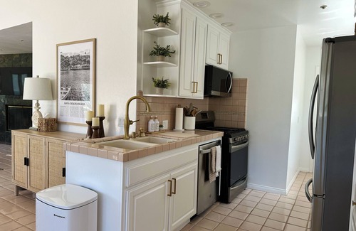 Avalon Casa | Catalina Dreamin' / Your Ultimate Island Getaway! / Remodeled 3 Bed + 2.5 Bath