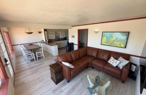 Avalon Casa | Catalina Two Bedroom View Home