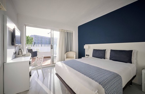Cala Bona Hotel | Catalonia Del Mar - Adults Only