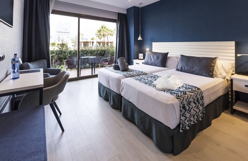 Santa Eulalia del Río Hotel | Catalonia Ses Estaques - Adults Only