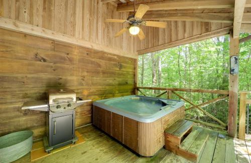 Vein Mountain Casa | Cataloochee Ski Day Trips! Hot Tub Haven in Marion