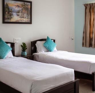 Bengaluru Cama Y Desayuno | Catalyst Suites
