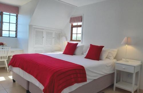 Hunter's Home Casa | Catch the breeze