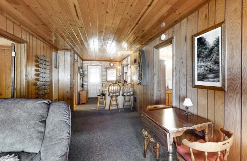 Eagle River Casa | Catfish Cottage A