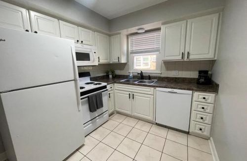 Joslyn Castle Apartamento | Cathedral 10-Cozy Urban Living Near UNMC