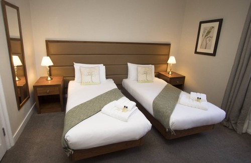 Canterbury Casa | Cathedral Gate Hotel