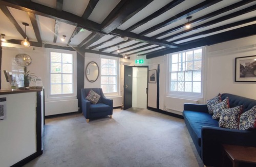 Canterbury Casa | Cathedral Gate Hotel