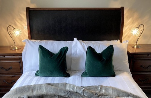 Cathedral Quarter Apartamento | Cathedral Quarter-Apartamento-Confortable-Baño con bañera
