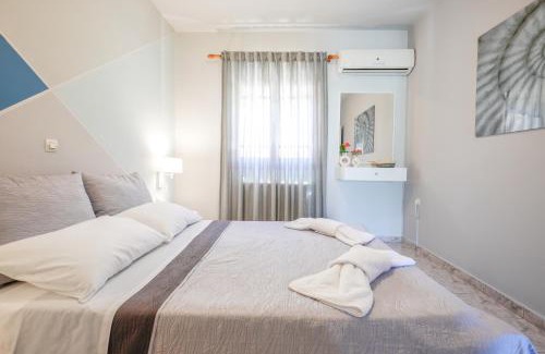Poros Apartamento | Catherine Blue Suites - 4 minutes off the Beach