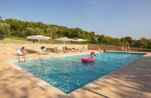 Padule Hotel | Catignano Hotel
