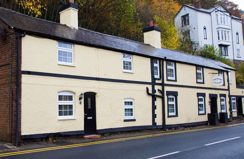 Llangollen Casa | Catref