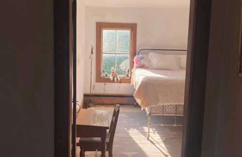 Town of Denning Otro | Catskills Farm House