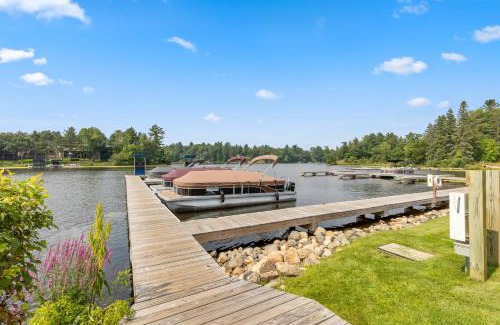 Lake Shore Complejo | Causeway On Gull Resort