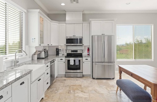 Pinnacle Peak Casa | Cave Creek Luxe 5BR w/Casita Pool & Views!