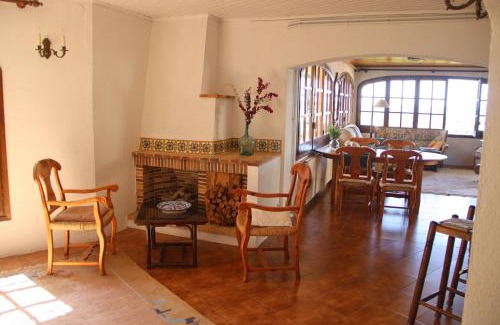 Santa Susanna Apartamento | cave house with sea views