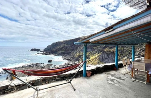 Valverde Chalet De Esquí | Casa Cueva con Vista al Mar y BBQ hasta 5 pax