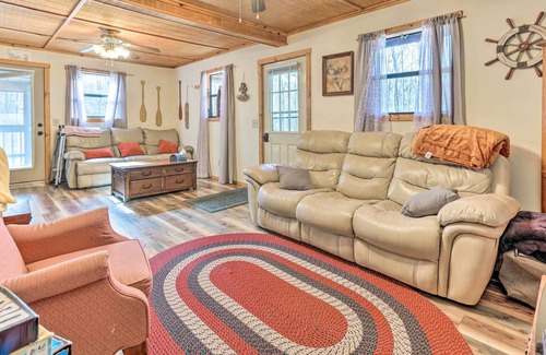 Wellington Cabina | Cave Run Lake Vacation Rental: 3 Mi Away!