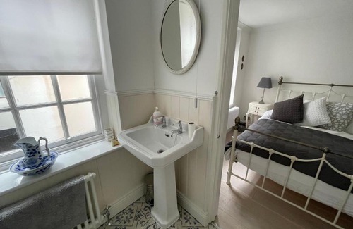 Old Town Hastings Casa | Cavendish Cottage