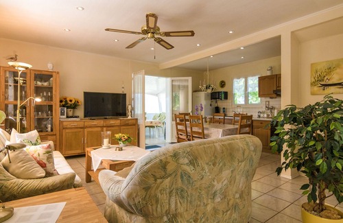 Nadaillac-de-Rouge Casa | Bungalow cerca de Dordogne con Piscina y BBQ