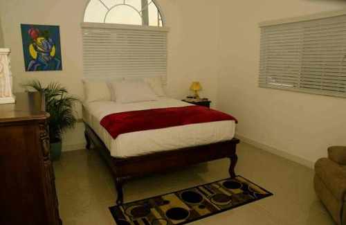 Caribbean Estates Casa | Caymanas Estate House