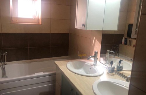 Lupeni Apartamento | Cazare Straja Bvd.Păcii ( peste drum de restaurantul Mamma Mia)
