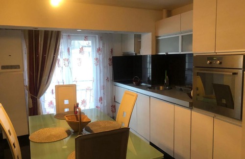 Lupeni Apartamento | Cazare Straja Bvd.Păcii ( peste drum de restaurantul Mamma Mia)