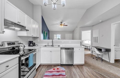 Westover Apartamento | CB 974-301 Fayetteville Oasis I Modern, Comfy