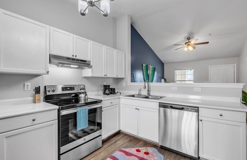 Westover Apartamento | CB 974-301 Fayetteville Oasis I Modern, Comfy