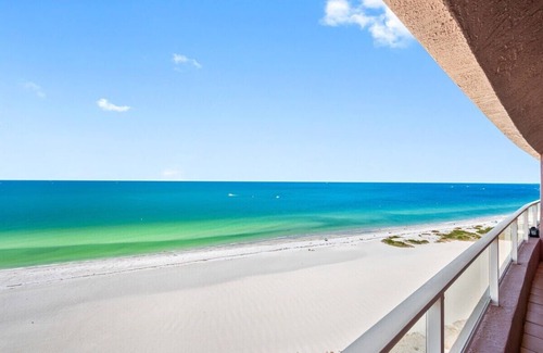 Sand Key Condominio | CBC 1-15D – Gulf and Intercoastal water Views!
