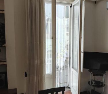 Taranto Apartamento | CconfortHotels Appartamento La Finestra Sulla Corte