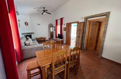 Viñuela Villa | Cd-1383 Three Bedroom Villa With Pool