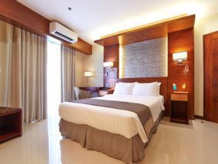 Maribago Complejo | Cebu White Sands Resort and Spa
