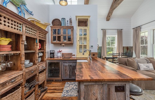 Olde Town Cabaña | Cedar Bluff Cottage en May River en Old Town Bluffton