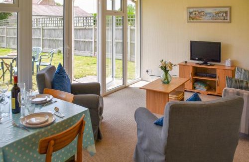 Bacton Casa | Cedar Bungalow