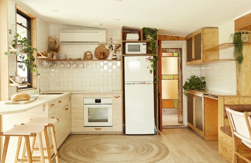Byron Bay Cabina | Cedar Cabin by the Beach - Byron Town Centre