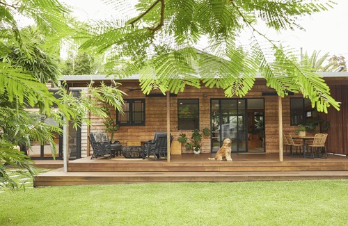 Byron Bay Cabina | Cedar Cabin by the Beach - Byron Town Centre