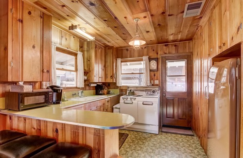 South Lake Tahoe Cabina | Cedar Cabin Lake Tahoe - Distancia caminando al lago y al pueblo celestial
