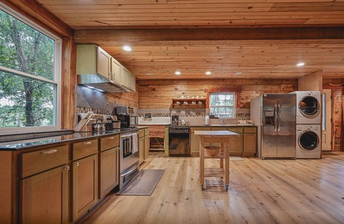 Boles Cabina | Cedar Cabin
