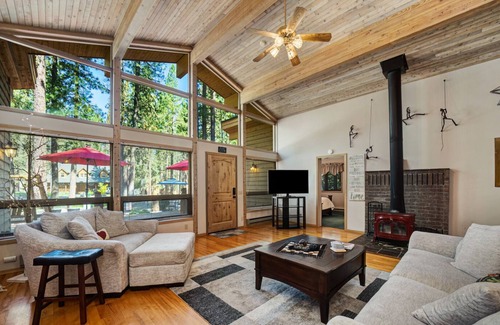 Plumas Eureka Estates Casa | Cedar Chalet - 6 Cedar Lane
