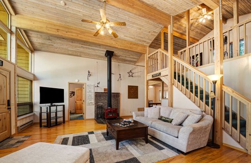 Plumas Eureka Estates Casa | Cedar Chalet - 6 Cedar Lane