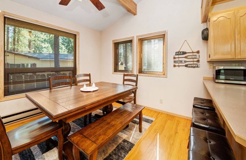 Plumas Eureka Estates Casa | Cedar Chalet - 6 Cedar Lane