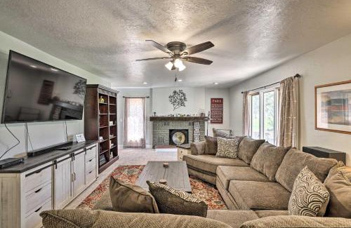 Cedar City Casa | Cedar City Family Home with Game Room and Yard!