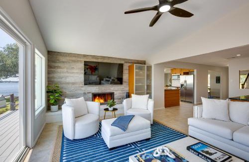 Leisure Land Casa | Cedar Creek Lake Views Gorgeous Mabank House!