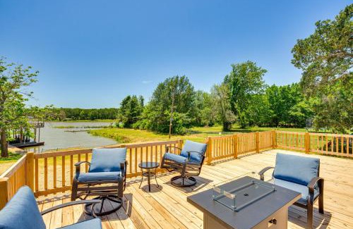 Seven Points Casa | Cedar Creek Reservoir Home with Private Boat Ramp!