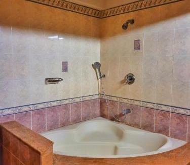 Domlur Casa | Cedar - Golf Course View