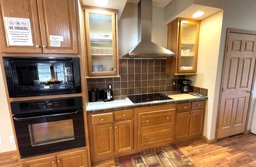 Spring Brook Casa | Cedar Grove Cottage @ Spring Brook Resort