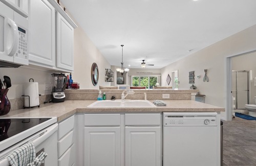 Camdenton Condominio | Cedar Heights 464 - Charming lakeview condo