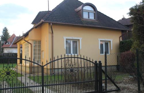 Zalakaros Apartamento | Cedar House