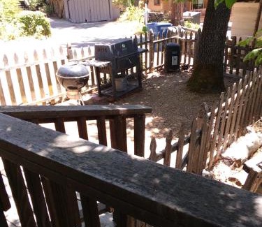 Bass Lake Casa | Cedar-lake Area Free Night Special