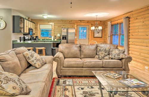 Cedar Mountain Cabina | ¡NUEVO! Cedar Mountain Log Cabin - 11 millas a Brevard!